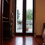 펜션 Cosy With Private Pool And Mountain View *