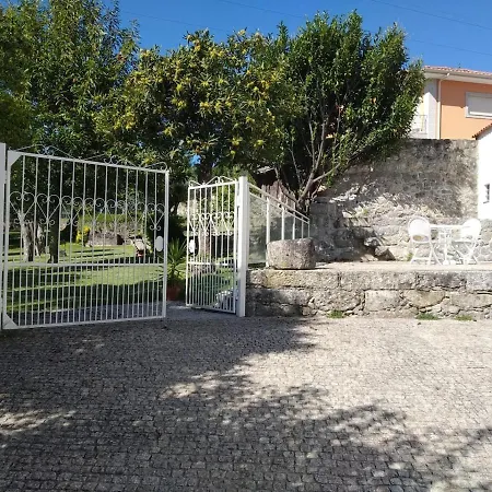 Cosy With Private Pool And Mountain View Nyaraló Póvoa de Lanhoso