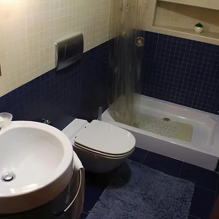 Cosy With Private Pool And Mountain View Nyaraló