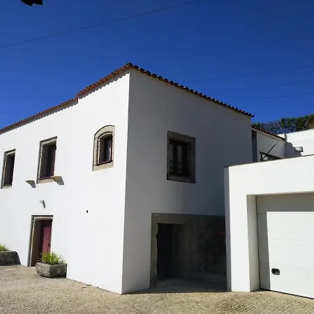 Cosy With Private Pool And Mountain View