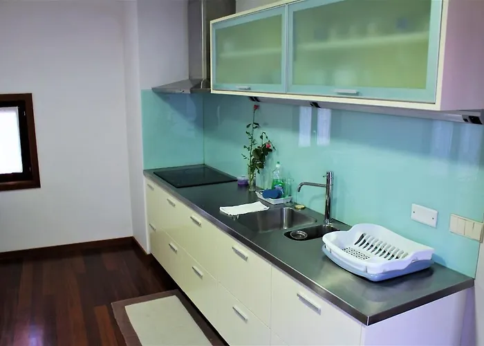 Cosy With Private Pool And Mountain View 펜션 포보아데란호소