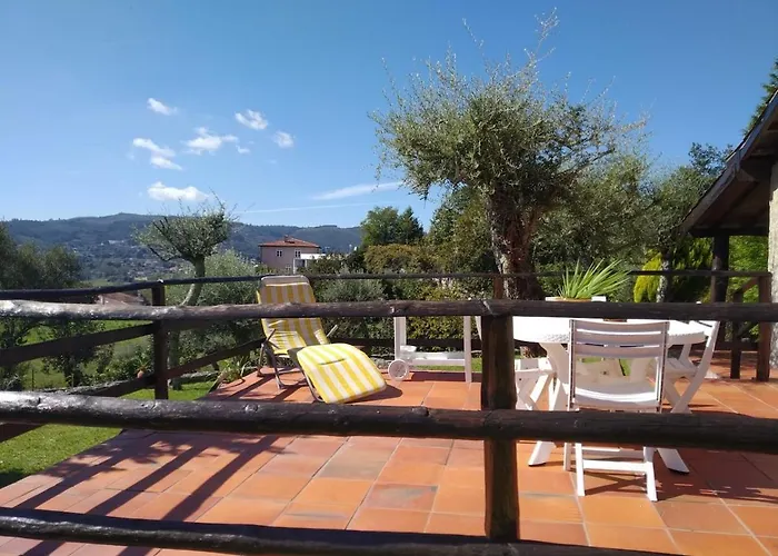 Cosy With Private Pool And Mountain View 펜션 *