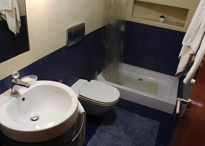 Cosy With Private Pool And Mountain View 펜션