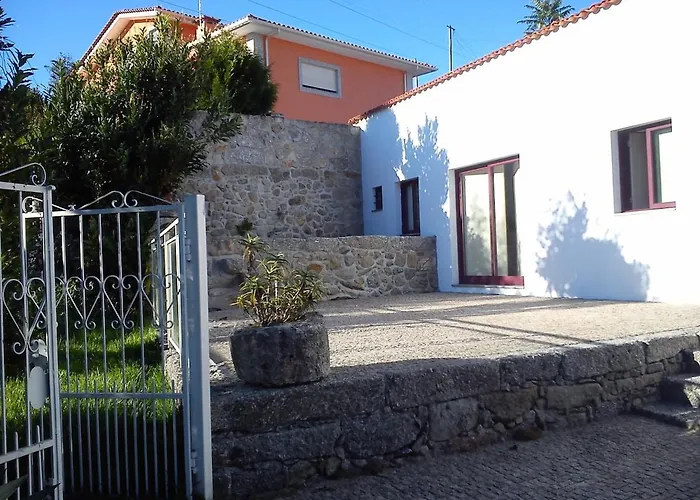 Cosy With Private Pool And Mountain View Сasa de vacaciones